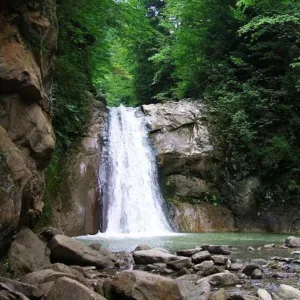 Excursie 1 zi - Trans-Cislău - Muzeul „Conacul Bellu” - Muzeul de la Sângeru - Cascada Cașoca - Lacul Siriu - Barajul Siriu - 12.06.2027